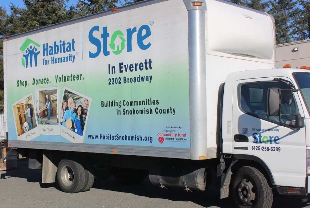 A photo of the Habitat snohomish donations truck